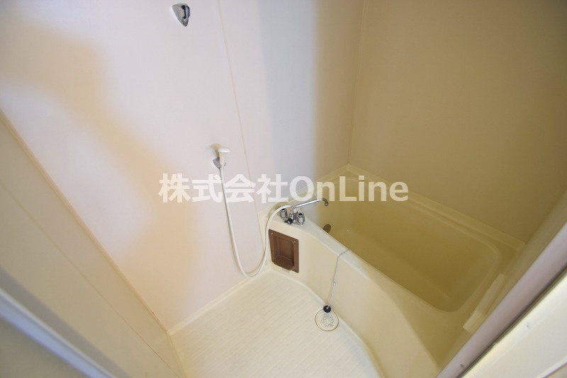 東大阪市長田西４丁目の賃貸マンションの浴室