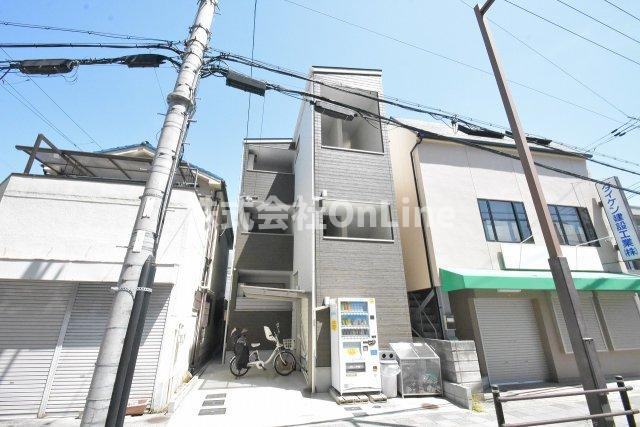 東大阪市吉田１丁目のアパートの外観