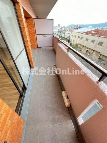 東大阪市若江東町２丁目の賃貸マンションのバルコニー