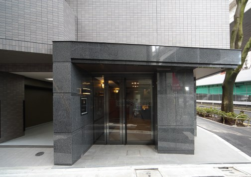 杉並区和泉２丁目の賃貸マンションのエントランス