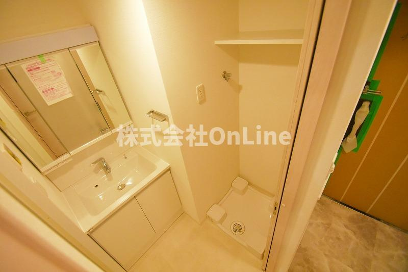 東大阪市中野南の賃貸マンションの洗面所