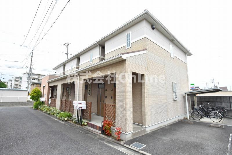 東大阪市東鴻池町１丁目のアパートの外観