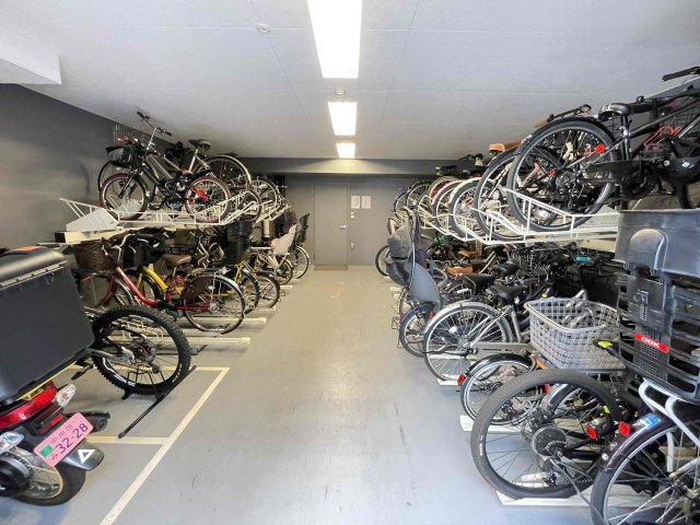 GREEN PARK日本橋堀留町の駐輪場