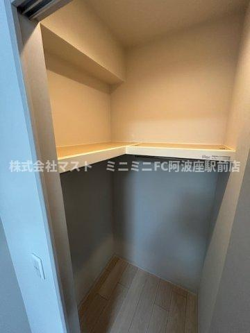 大阪市西区九条１丁目の賃貸マンションの収納
