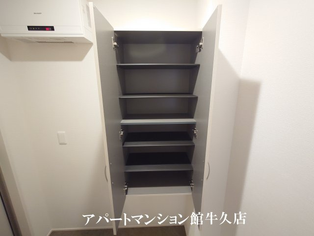 D-Invest栄町の収納