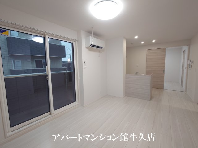 D-Invest栄町の居間・リビング
