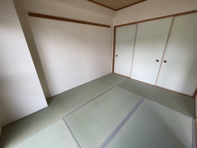 クリスタルの和室