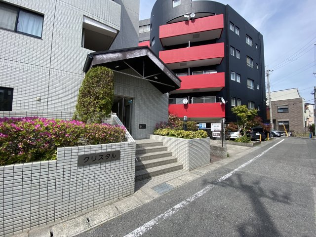 クリスタルのエントランス