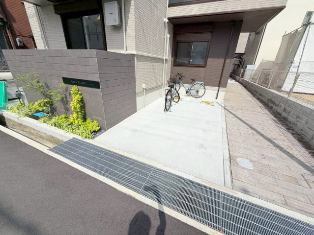 グラン　アルベロの駐車場