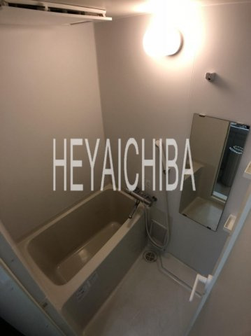 A1蔵前の浴室