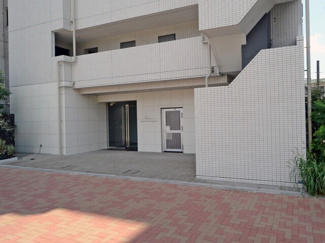 【エントランス】
