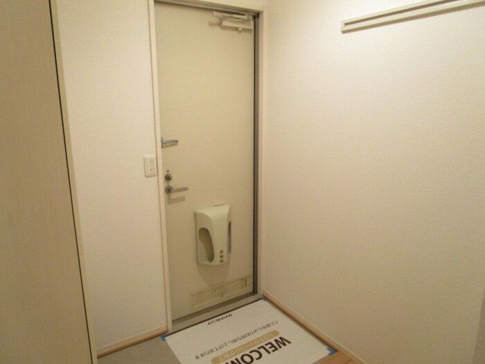 プレミール　カメゾンの玄関