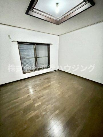 野江3丁目貸家の居間・リビング
