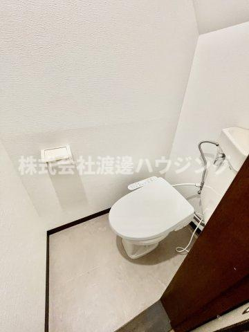 野江3丁目貸家のトイレ