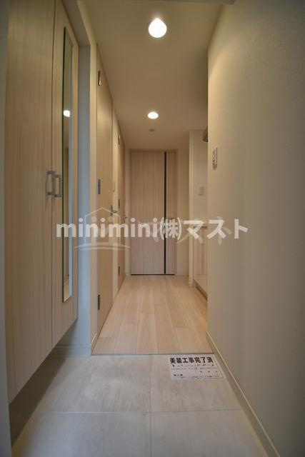 大阪市西区南堀江２丁目の賃貸マンションの玄関