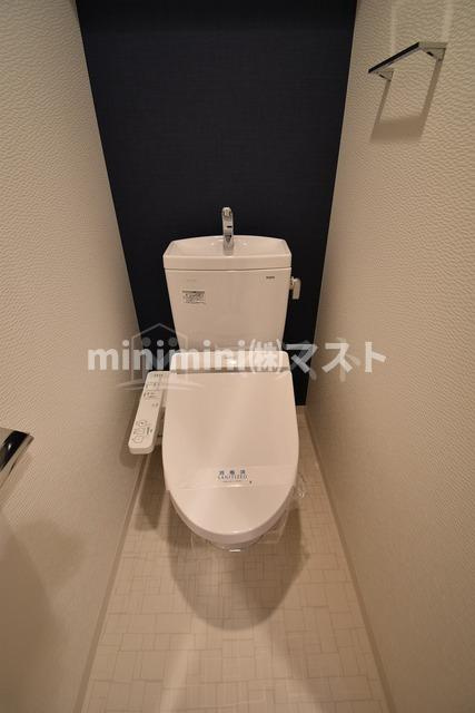大阪市西区南堀江２丁目の賃貸マンションのトイレ