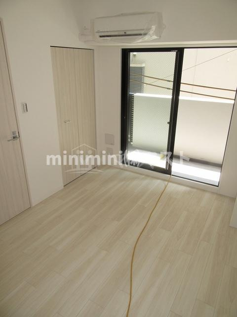 大阪市西区南堀江２丁目の賃貸マンションの居間・リビング