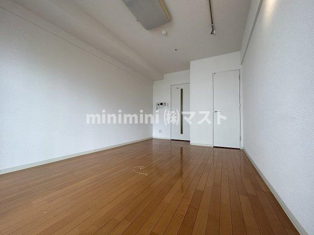 大阪市西区京町堀２丁目の賃貸マンションの居間・リビング