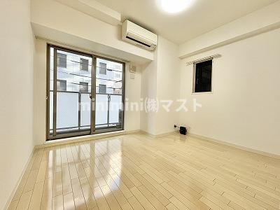 大阪市西区立売堀１丁目の賃貸マンションの居間・リビング