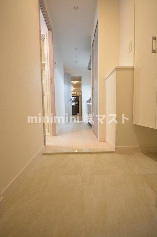 大阪市西区南堀江２丁目の賃貸マンションの玄関