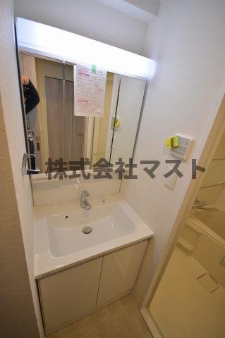 大阪市西区南堀江２丁目の賃貸マンションの洗面所
