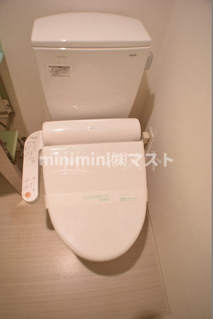 大阪市西区立売堀１丁目の賃貸マンションのトイレ