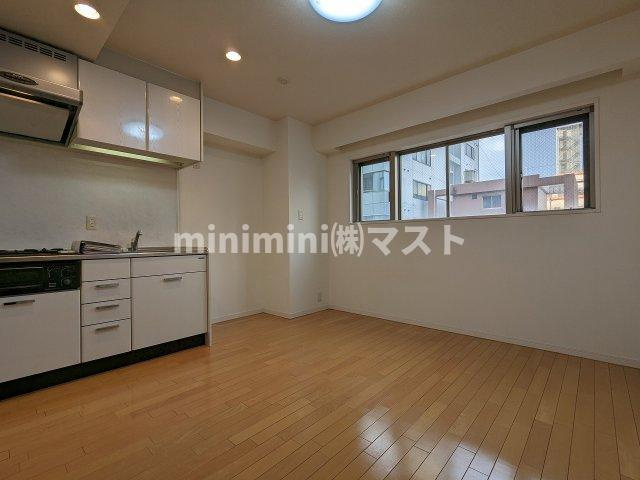 大阪市西区北堀江１丁目の賃貸マンションの居間・リビング