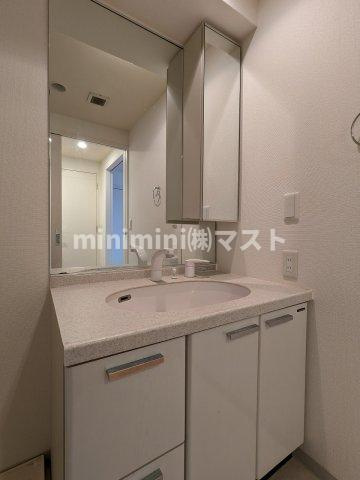 大阪市西区北堀江１丁目の賃貸マンションの洗面所