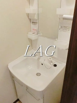 【洗面所】 | サン・ラック本町 | 洗面台です。