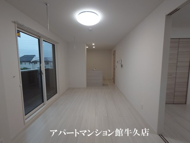 D-Invest栄町の居間・リビング