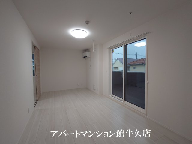 D-Invest栄町の居間・リビング