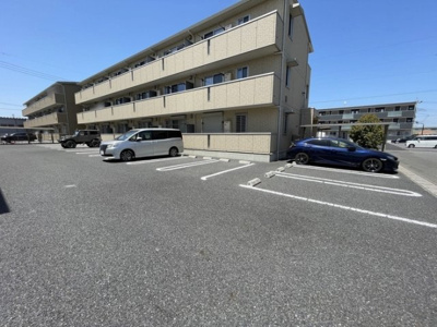 【駐車場】 | クライス ヒル Ⅱ | 駐車場