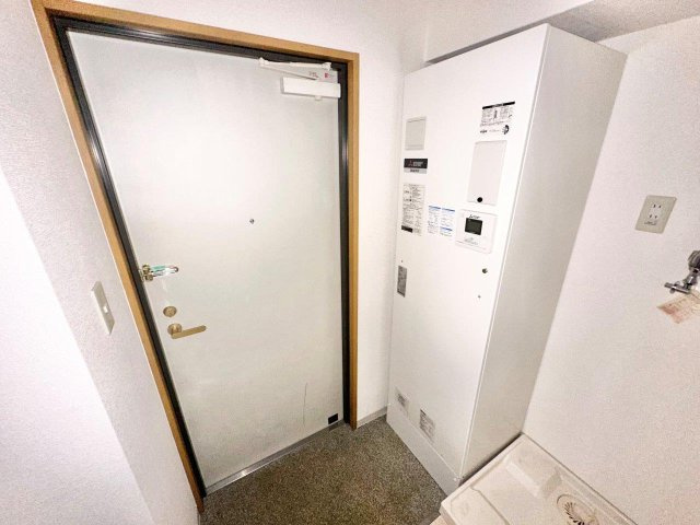 神戸市東灘区深江本町３丁目の賃貸マンションの玄関