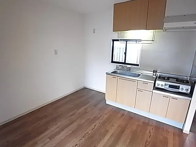 神戸市東灘区北青木３丁目のアパートのキッチン