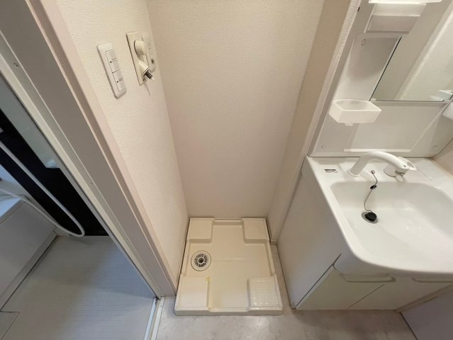 神戸市東灘区魚崎西町４丁目の賃貸マンションの洗面所
