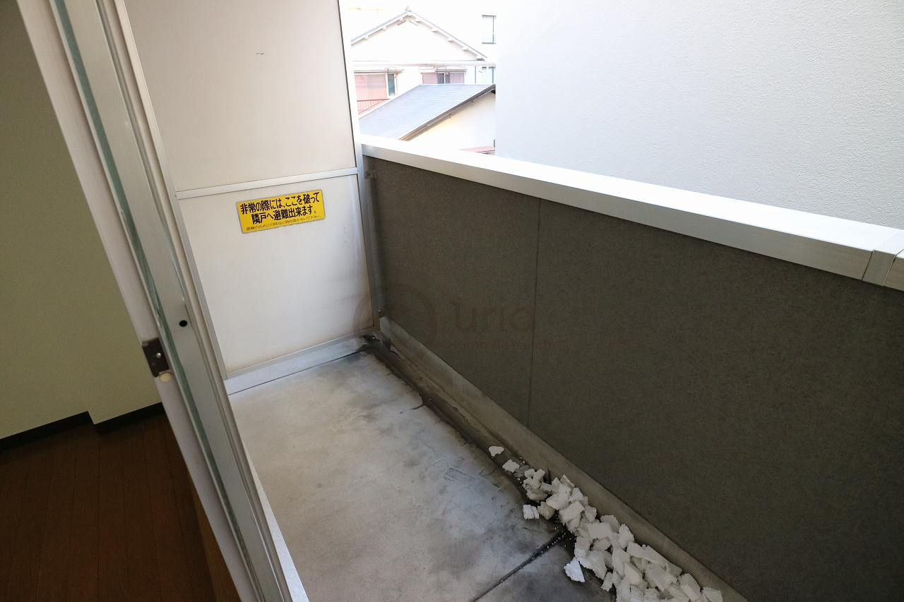 神戸市東灘区深江本町３丁目の賃貸マンションのバルコニー