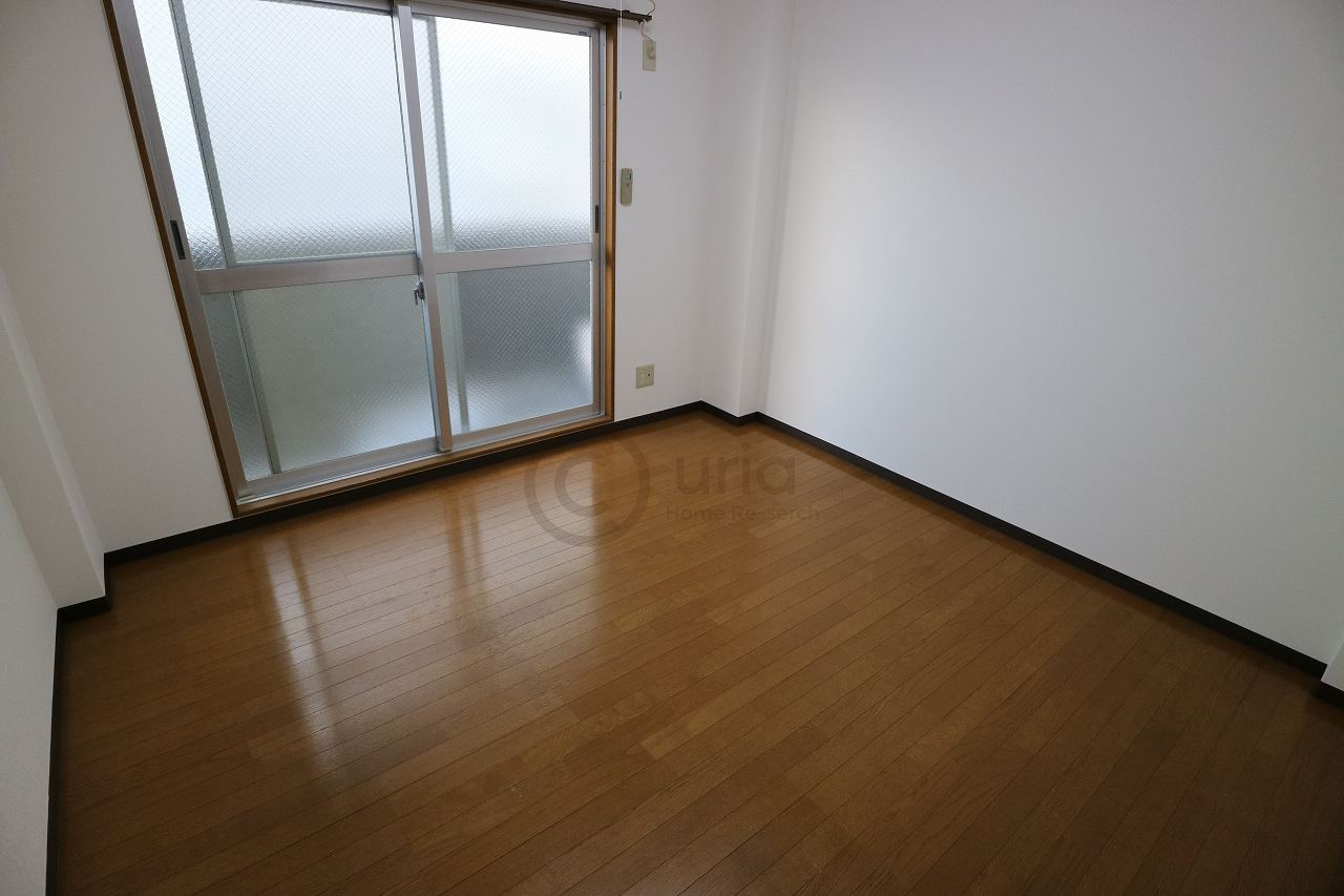 神戸市東灘区深江本町３丁目の賃貸マンションの居間・リビング