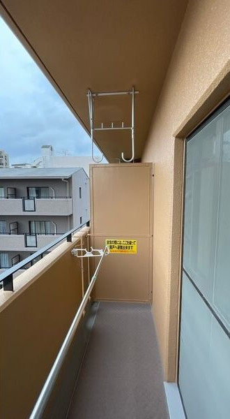 神戸市東灘区甲南町３丁目の賃貸マンションのバルコニー