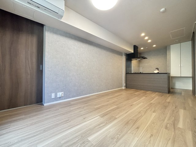 西宮市若松町の賃貸マンションの居間・リビング