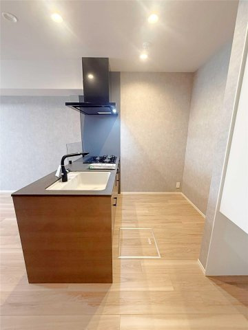 西宮市若松町の賃貸マンションの居間・リビング