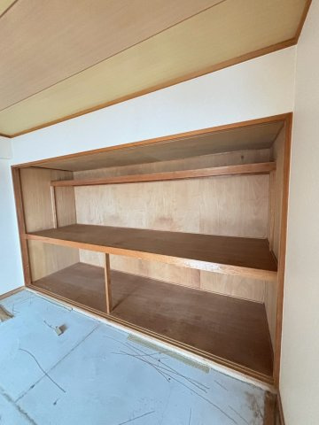 西宮市津門大箇町の賃貸マンションの収納