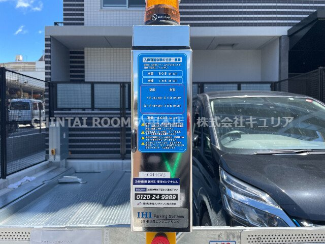 神戸市中央区吾妻通５丁目の賃貸マンションの駐車場