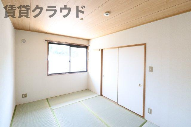 O-TIASⅠの寝室|開放的な寝室です
