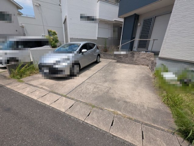 緑区八つ松２丁目戸建の駐車場|駐車場