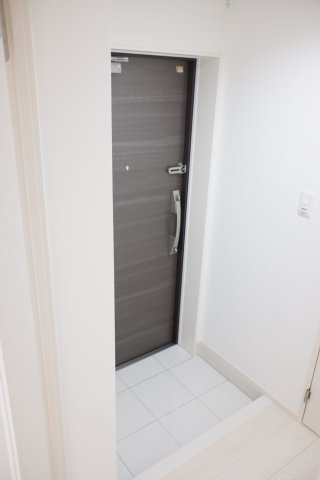 Ｒ７９番館大手町の玄関