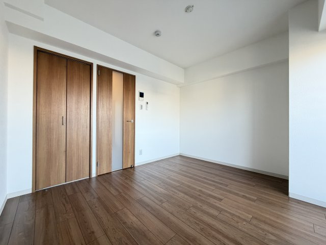 千葉・住吉の洋室