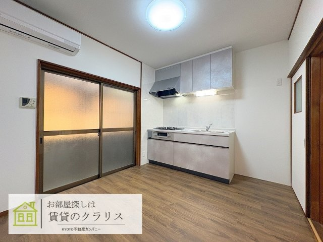 久世川原町（ペット可）貸家の居間・リビング