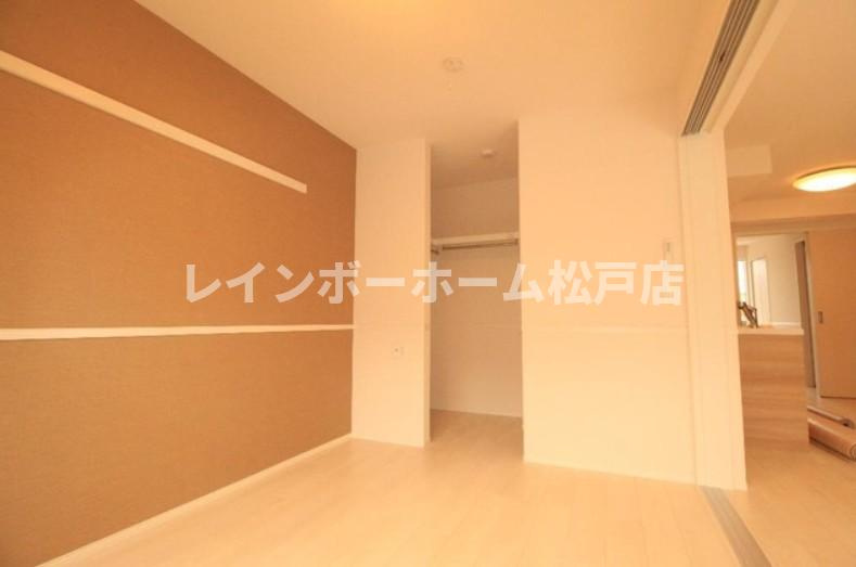 【非対面接客対応！】接客・申込・契約　オンライン＆LINE　相談可！の寝室|使い勝手のいい寝室です