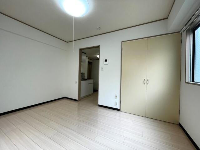 中央ハイツの寝室
