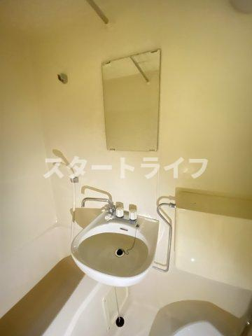 大阪市東淀川区淡路５丁目の賃貸マンションの洗面所